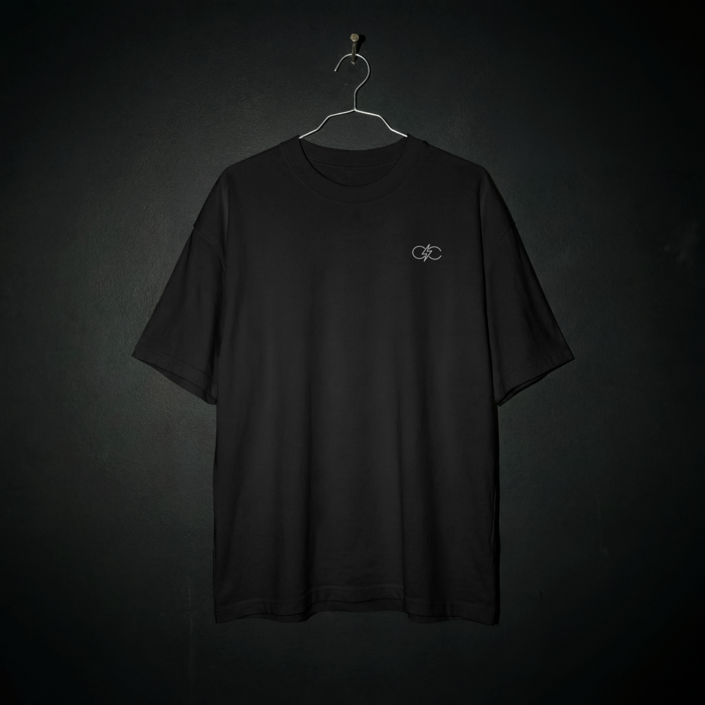 CONTROLLED CHAOS LIFTING CLUB TEE